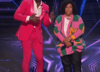 C1609015 Mama Duke Receives The GOLDEN BUZZER From Mel AGT_part2