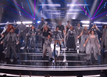 C2309016 Robin S. Sainted perform Show Me Love Finale AGT Fantasy Team_part2