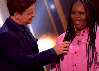 C2409016 Vinnie McKee joins Blackouts in BGT Final_part2