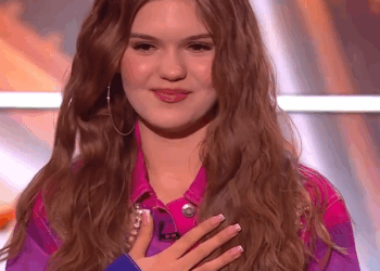 C3009018 year old Maya Giotea puts on an Oscar worthy performance_part2