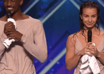 C0609017_Unique Duo Freckled Sky combines dance with animation to win Howard Stern Golden Buzzer on_part2