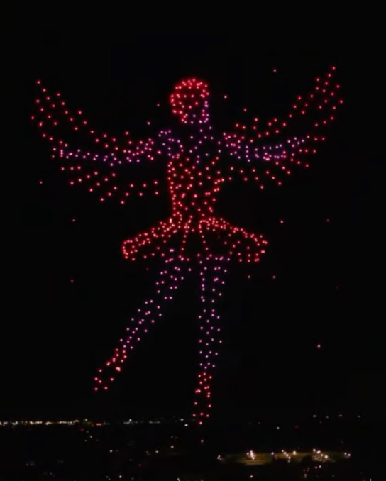 C3010007 llumin Drone Show WOWS Judges on Canada Got Talent! part2