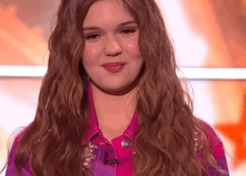 C3010014 Young singer Maya Giotea takes on Raye her Oscar Winning vocals part2