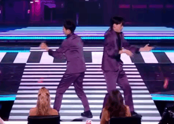 C0610012_MIND BOGGLING Yo Yo tricks duo Toy, Toy, Toy Semi Finals Britain Got Talent_part2