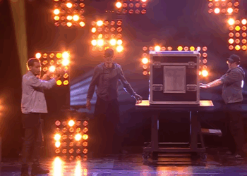 C0610015_Enzo Weyne MAGICALLY transports Dec Semi Finals Britain Got Talent_part2