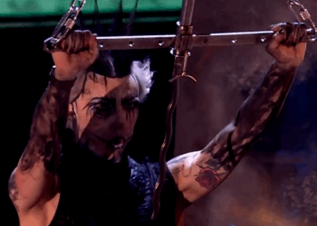 C0710006_Auzzy Blood shocking freakshow has Judges on edge_part2