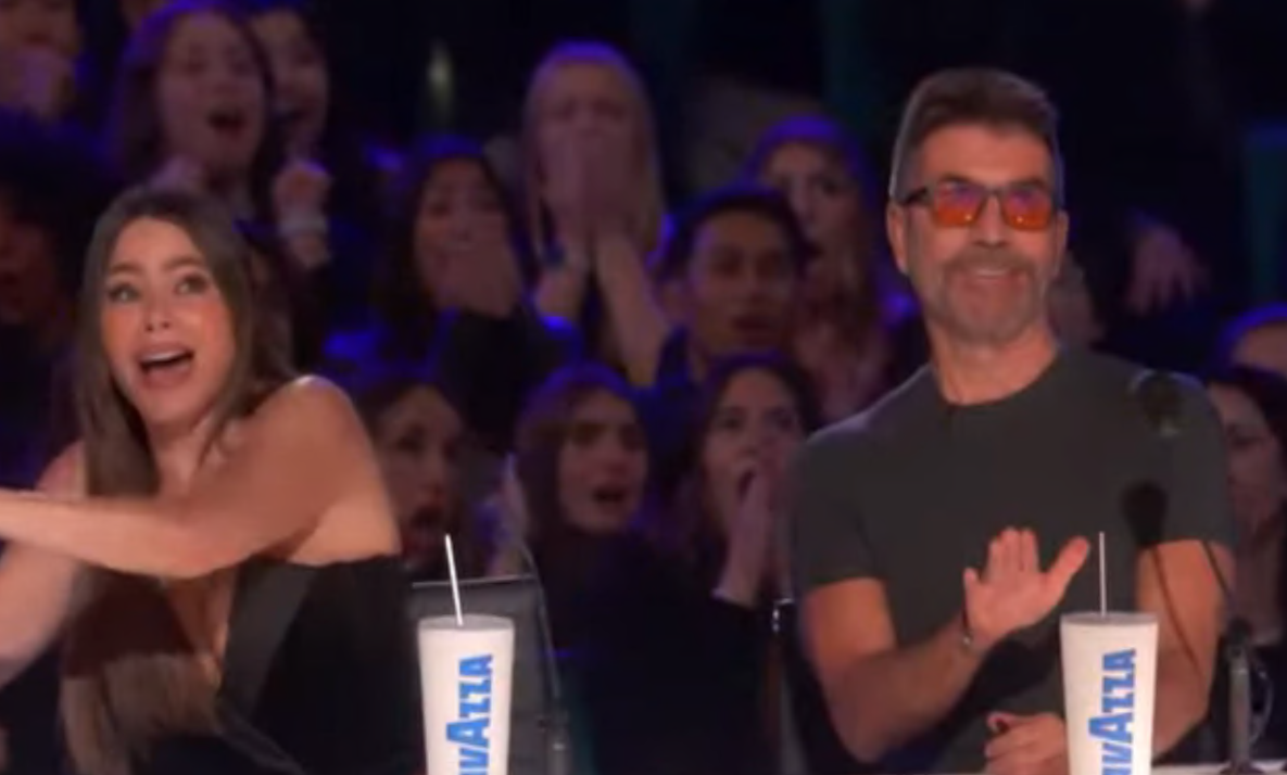 C2910007 Jacqueline Wagner BRILLIANT Aerial Had Mel On EDGE Of Her SEAT! Auditions AGT part2