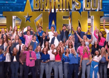 C1211011_Noughties classic Unwritten given electrifying makeover by LC Pop Choir_part2