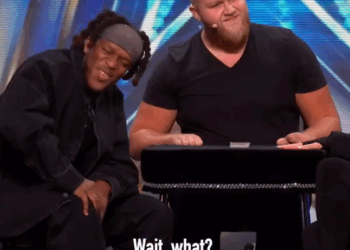 C1311010_Fingerless magician Dean Lahan leaves KSI in awe sleight of hand magic (1)_part2