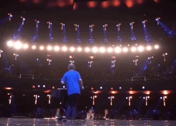 C1811005_HILARIOUS Comedian Will Make You LAUGH OUT LOUD!_part2