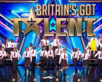 C1811019_Talented school kids perform King_part2