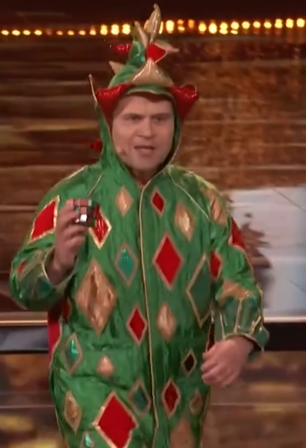 C1911005_Can Mr Piffles Magic Chihuahua solve Rubik Cube in time on America Got Talent_part2