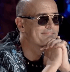 C1911008_Sweet Young Girl Performs Traditional Dance!_part2