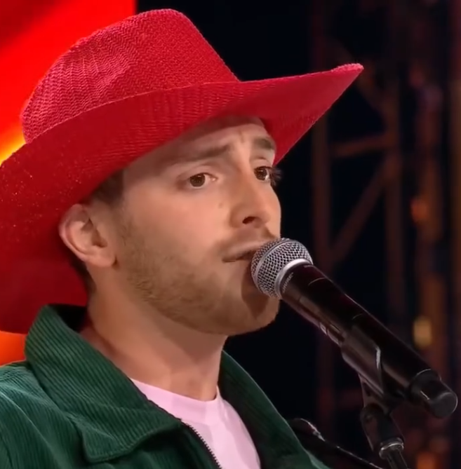 C1911017_Singer Gets Red Buzzers_part2