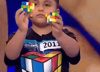 C2411008_Kid Genius Might Just Be FASTEST Speedcuber!_part2