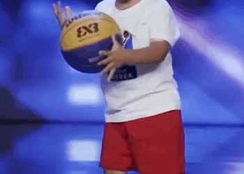 C2511020_Young Basketball Star is Only Years Old!_part2