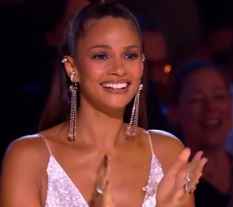 C2711005_Is greatest dog act since Ashleigh Pudsey Auditions BGT_part2