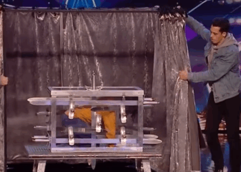 C2711014_Magical Bones powerful performance has Judges stunned! part2