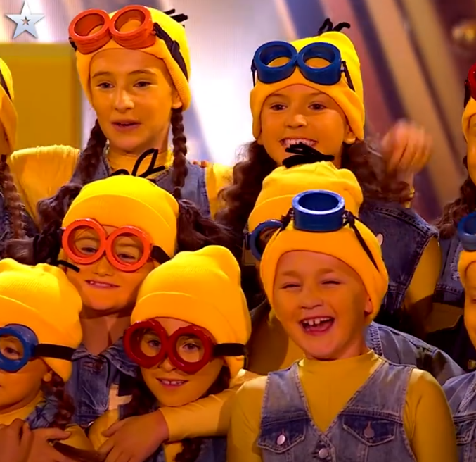 C0311019_Lil are up to mischief as they prank Simon Semi Final_part2