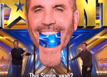C0511018_Yicheng Sun launches paper plane into Simon Cowell mouth_part2