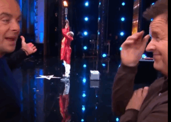 C0611014_Bao Cuong TERRIFIES Judges on Britain Got Talent!_part2