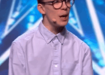 C0611015_year old comedian Jacob Sayer is one of kind_part2