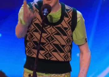 C1111016_CHEEKY musical comedian ROASTS Judges! Unforgettable Audition Britain Got Talent_part2