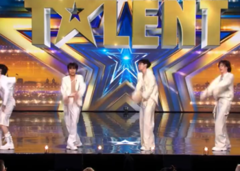 C1712016_Pop group Blitzers have nothing holding them back_part2