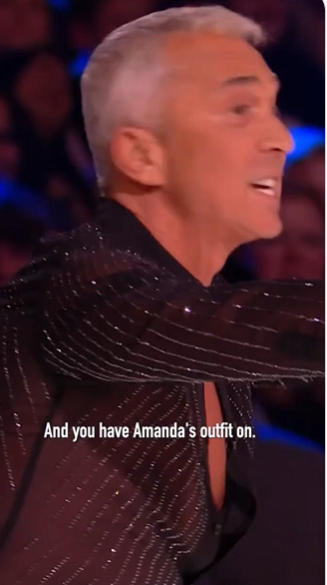 C1712018_Sven Smith rocks out iconic air guitar medley_part2