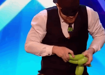 C0112017_Ryan Tracey attempts to break Guinness World Britain Got Talent_part2