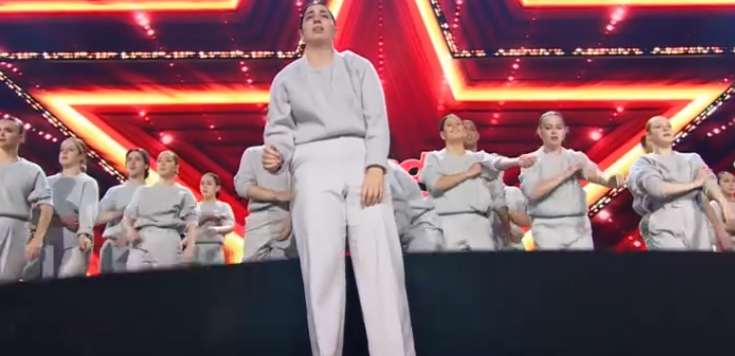 C2212013_EMOTIONAL GOLDEN BUZZER Audition Brings Judges TO TEARS on Canada Got Talent!_part2