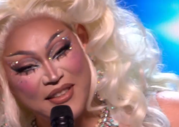 C2312007_Opera singing drag queen Jasmine Rice wows Simon Cowell_part2