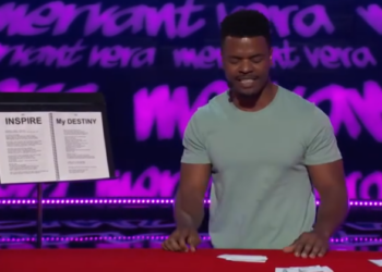 C2612003_Magician Mervant Vera Freestyle Raps While Performing Magic AGT_part2