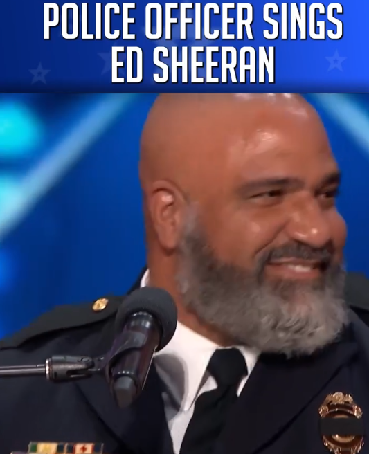 C0612007_Police Officer Sings His Wife_part2