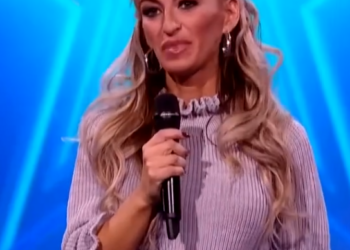 C0612018_Proud Irish Traveller STUNS Crowd Her Audition!_part2