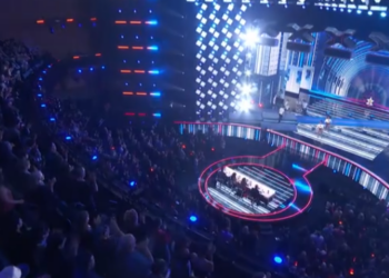 C0812002_Gold Over America Tour Performs on America Got Talent! Finale AGT_part2