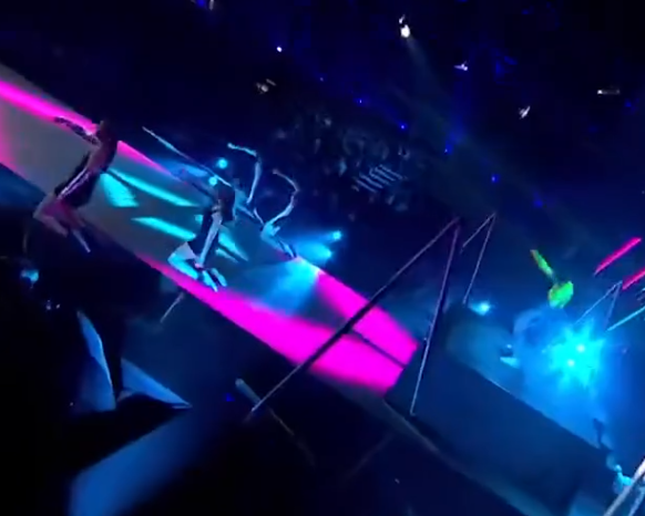 C0812013_Dance Performance GRABS Attention!_part2