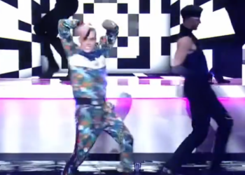 C1012010_WILDCARD Act WOWS Judges!_part2