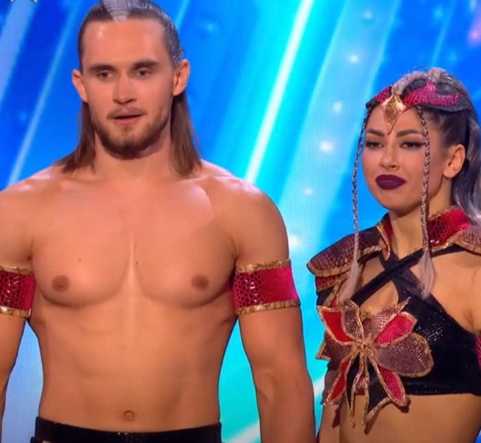 C0701020_Bruno Tonioli left terrified in dizzying Semi Final performance Duo Stardust_part2