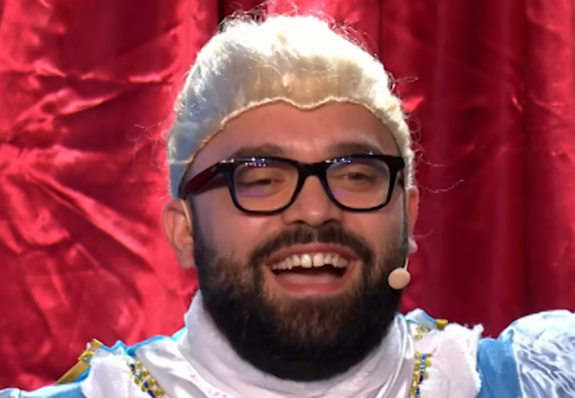 C0701011_Umberto Damiano give snow stopping audition Frozen Let It Go_part2