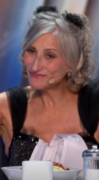 C0901011_Opera singer Natalie Choquette takes Judges to dinner it gets messy_part2