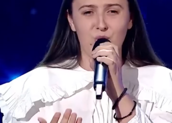 C1001008_Ana Nuță Brings Judges to Tears on Romania Got Talent!_part2