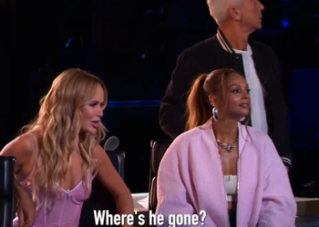 C1001009_Yicheng Sun launches paper plane into Simon Cowell mouth (1)_trimmed_part2