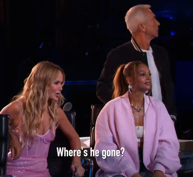 C1001009_Yicheng Sun launches paper plane into Simon Cowell mouth (1)_trimmed_part2