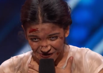 C1201018_CREEPIEST Contortion Act Leaves Judges SPEECHLESS!_trimmed_part2