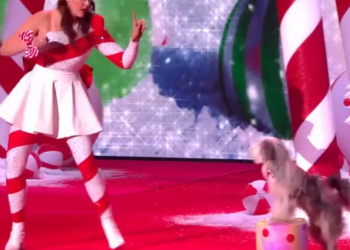 C1401003_Ashleigh Sully give Christmas to remember Sign Along Us_part2