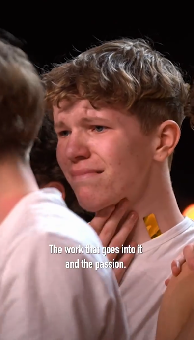 C1401011_Phoenix Boys emotional dance routine has Bruno breaking Golden Buzzer!_trimmed_part2